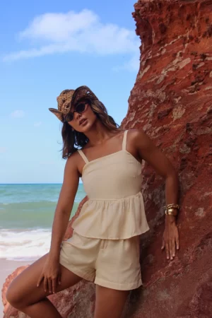 SHORT VISCOSE SARA BOLSO PREGA FRENTE