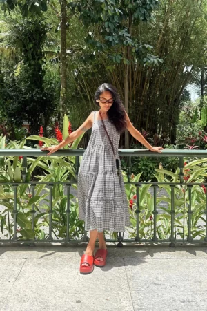 VESTIDO MIDI COM LASTEX