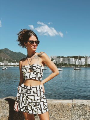 CROPPED ESTAMPA CARIOCA